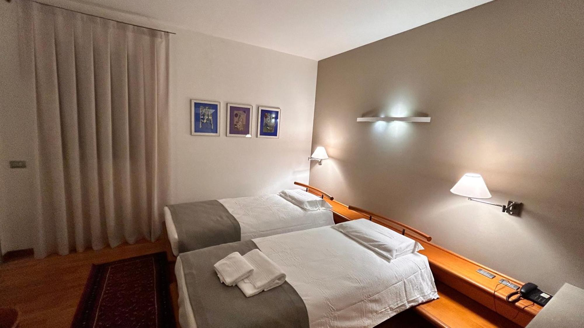 Hotel Centrale Resana Екстериор снимка